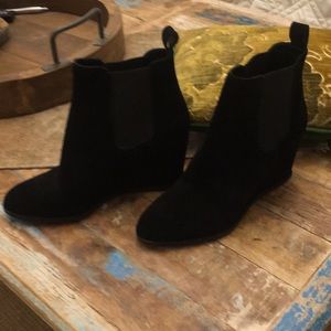 Dolce Vita “Gillie” black suede wedge booties